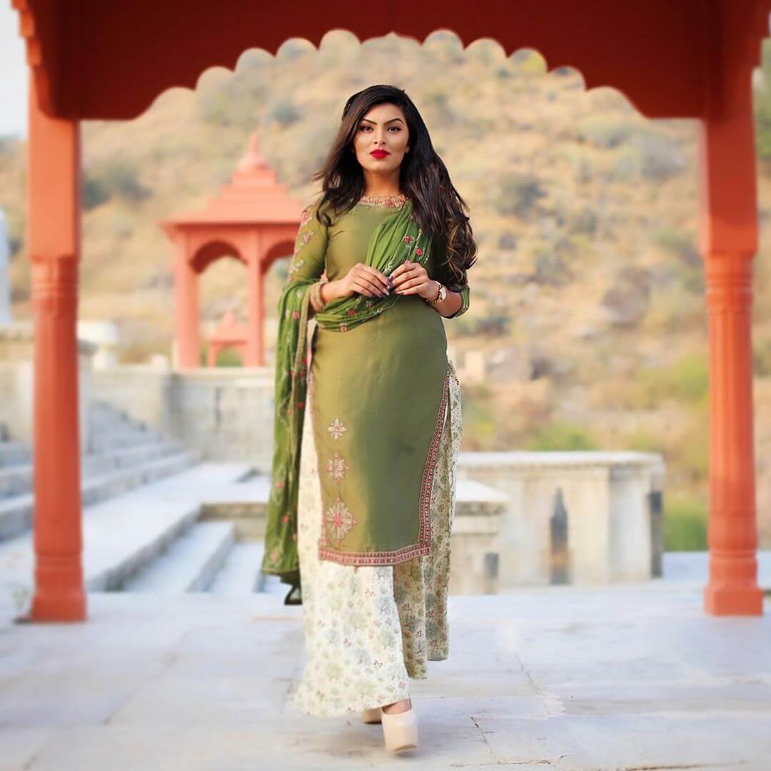 Infosaurs Khushi Ostwal Wiki, Age, Biography, Height, Boyfriend